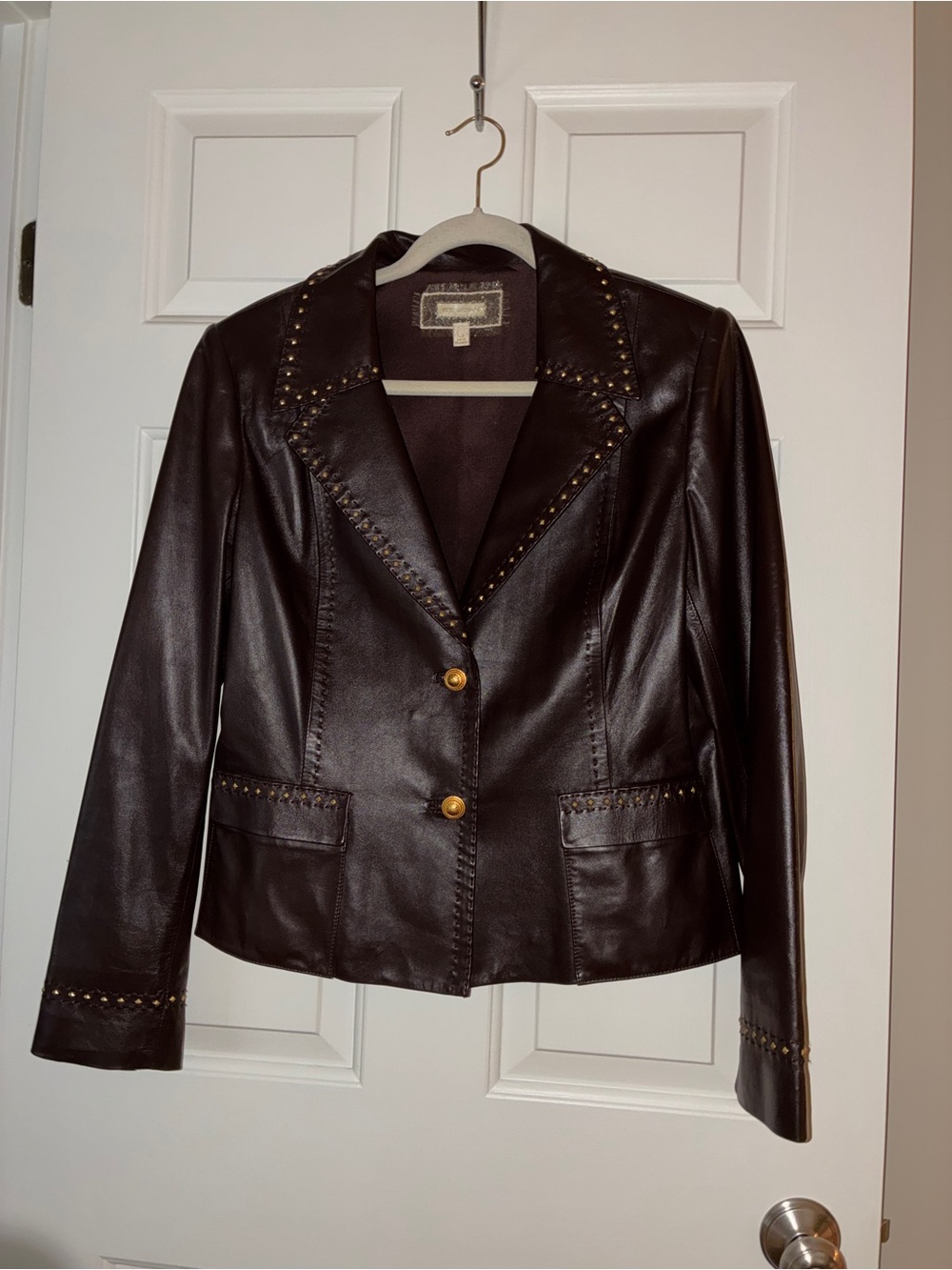 Like NEW Vintage ST. JOHN Lamb Leather Gold Studded Brown Double Front Button 12 - Picture 5 of 10